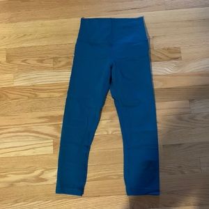 Size 4 lululemon crop